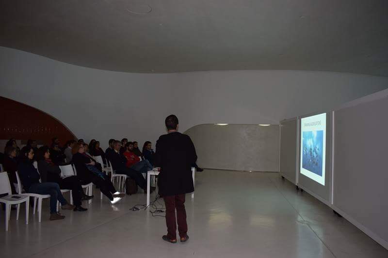 JeremyHuet1's tweet photo. #ourseaourlife Ocean seminar series in Portugal @ZSLMarine @Darwin_Defra @anamariguesa @fndtn_Ensemble https://t.co/cHDreHPmkB