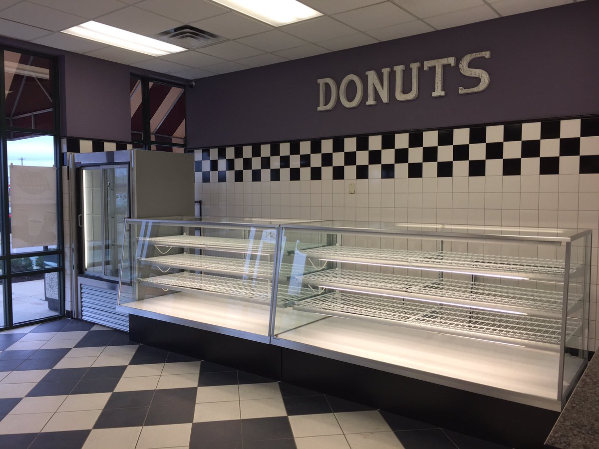 jacksdonuts's tweet photo. These cases will soon be filled with delicious #jacksdonuts! Opening day announcement is near! Stay Tuned! #WestfieldIN https://t.co/85ajdWAsk8