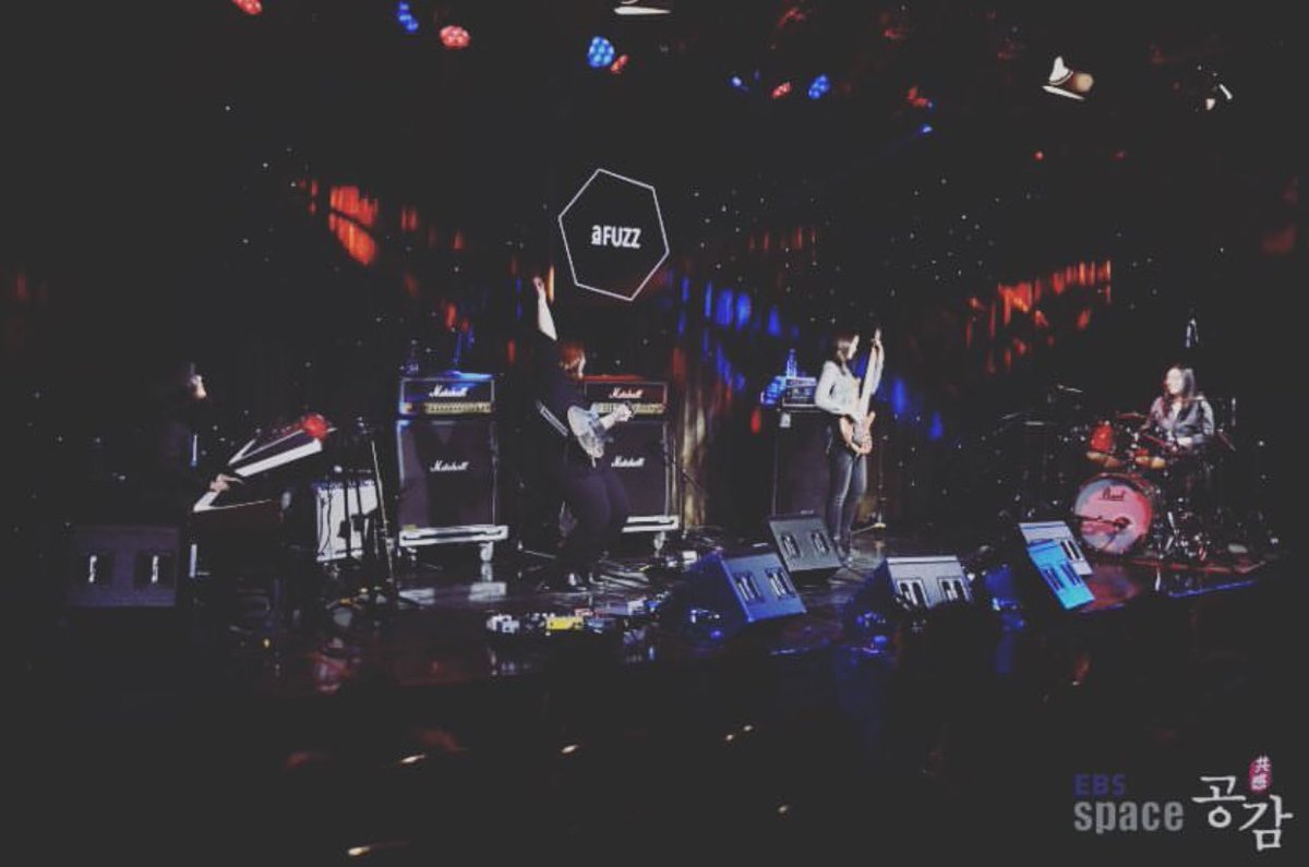 💝19일 목요일에서 금요일로 넘어가는 1시 5분💝
EBS 스페이스 공감에서 에이퍼즈'심연을 바라보다'가 방송됩니다!본방사수 해주세요! 

<이벤트>
🌼본방사수 인증샷 남겨주신 분들 추첨해서 기프티콘 드릴게요🌼
*핸드폰 캡쳐 가능
*5분 이하참여시 취소