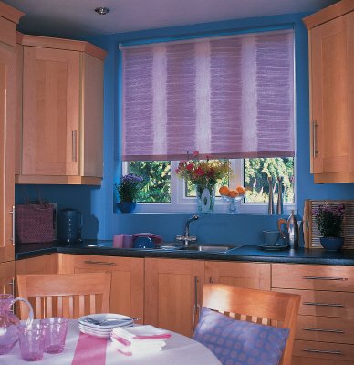 ShadesChingford's tweet photo. Roller #blinds are a practical &amp; perfect way to achieve atmosphere &amp; ambience. All blinds have safe cord mechanisms https://t.co/FpEyL8iFnY https://t.co/i4bi375n6T