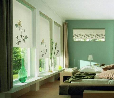 ShadesChingford's tweet photo. Roller #blinds are a practical &amp; perfect way to achieve atmosphere &amp; ambience. All blinds have safe cord mechanisms https://t.co/FpEyL8iFnY https://t.co/i4bi375n6T