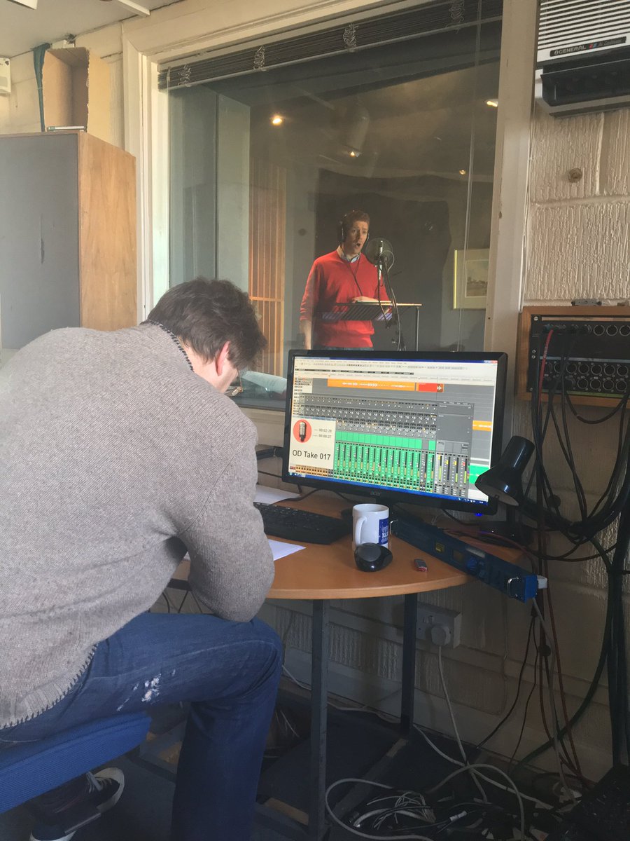floating_earth's tweet photo. Today @kingssingers are at our HQ recording a piece for a video art installation. https://t.co/vBrlHIqWx9