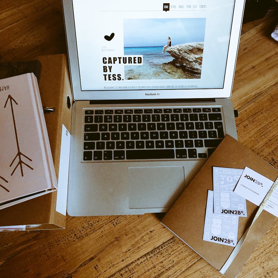 Join2B's tweet photo. CPTRD® by Tess = live!
JOIN2B juicht creativiteit onder starters toe. #podium #TRAVEL #SPORT #LEISURE #ViDEO
➰🎞🎥 🙌🏽
https://t.co/orbMvhgfNZ https://t.co/5ppFCt55ej