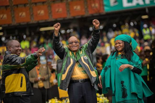 Dispatch_DD's tweet photo. #Mbete says she’s been ‘approached’ about leading @MYANC‚ but would rather not talk about it #SuccessionDebate
https://t.co/afB2R87dX5 https://t.co/OEnCs12zGd