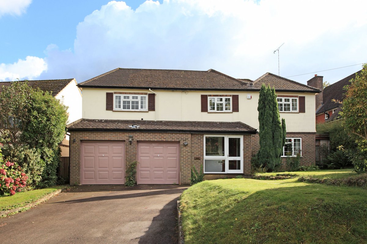 Family House requiring modernisation. #sevenoaks, nr to <a href="/solefieldschool/">solefieldschool</a> <a href="/KnoleNT/">Knole</a>  £900,000, viewings 28th January 10am-12pm @KFSevenoaks