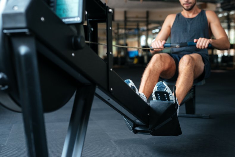 Our latest newsletter is out! Full of hints and tips for getting fitter safely in 2017. #PhysioHull #physiotherapy ow.ly/rPty3084uyO