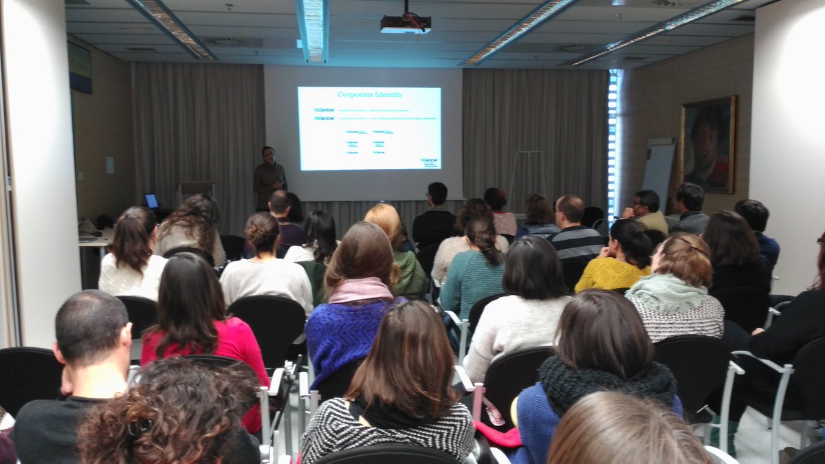 pauinthecloud's tweet photo. Avui presentem l'equip de comunicació d'@ISGLOBALorg al nostre Campus MAR a #theprbb https://t.co/p5Qa7QERbZ