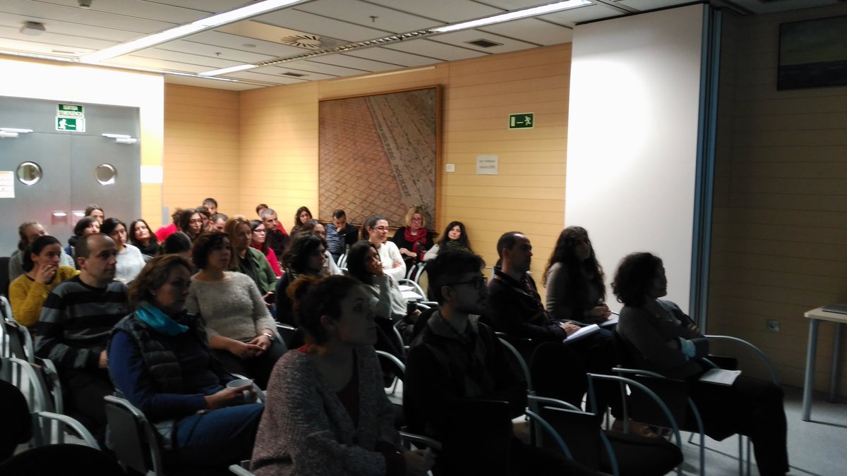 pauinthecloud's tweet photo. Avui presentem l'equip de comunicació d'@ISGLOBALorg al nostre Campus MAR a #theprbb https://t.co/p5Qa7QERbZ