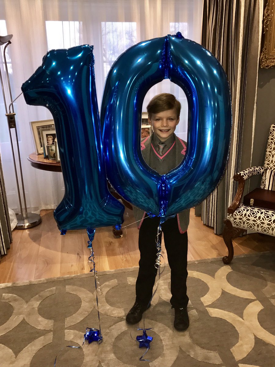 TessaHartmann's tweet photo. Happy B Day my precious baby @BongoZach #DoubleDigit - how did that happen 😂😝👏🏻🙌🏻🏂🎈🏄🏼❤ @JohnnieHartman_ @tessiehartmann @Tallia_Storm https://t.co/4Ko154mLPR