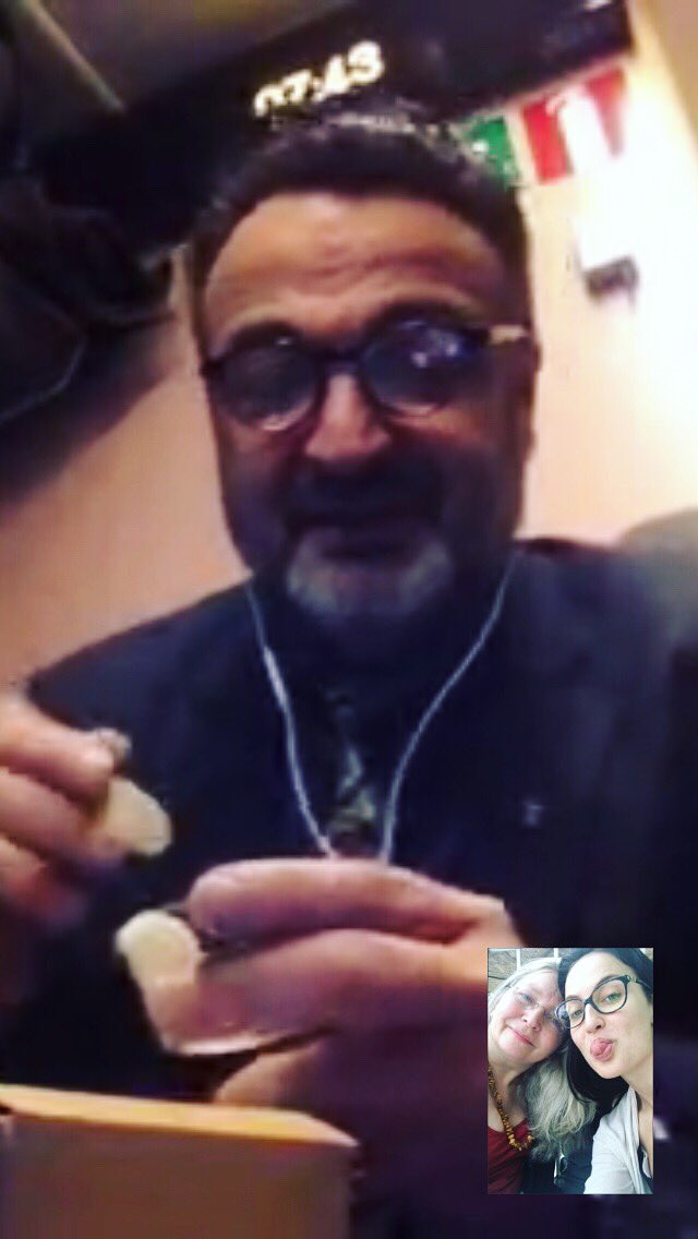 ElliAvrRam's tweet photo. FaceTime with daddy cool❤🤓.  #LaFamilia https://t.co/EyoxurACG1