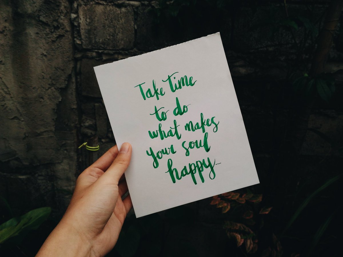 santoskatrine's tweet photo. 🍃✨ #TypeLanguage #CalligraphyPH #LetteringPH #CalligraFriendsPH #LetterItJanuary https://t.co/Snz39hXhny