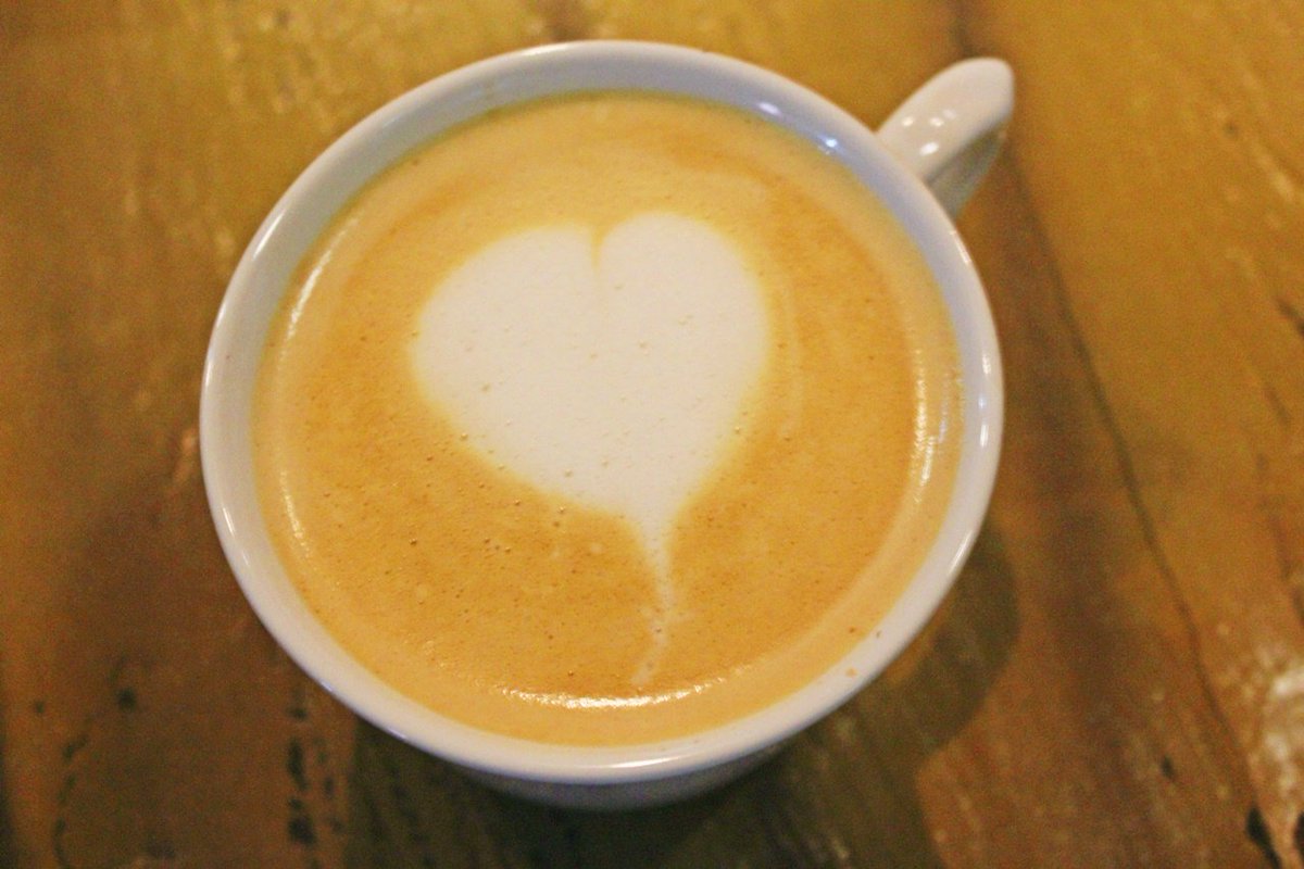 ngopinya di cafe angkringan merdeka aja guys. mari mampir dan kita tunggu ya guys .. :) :)