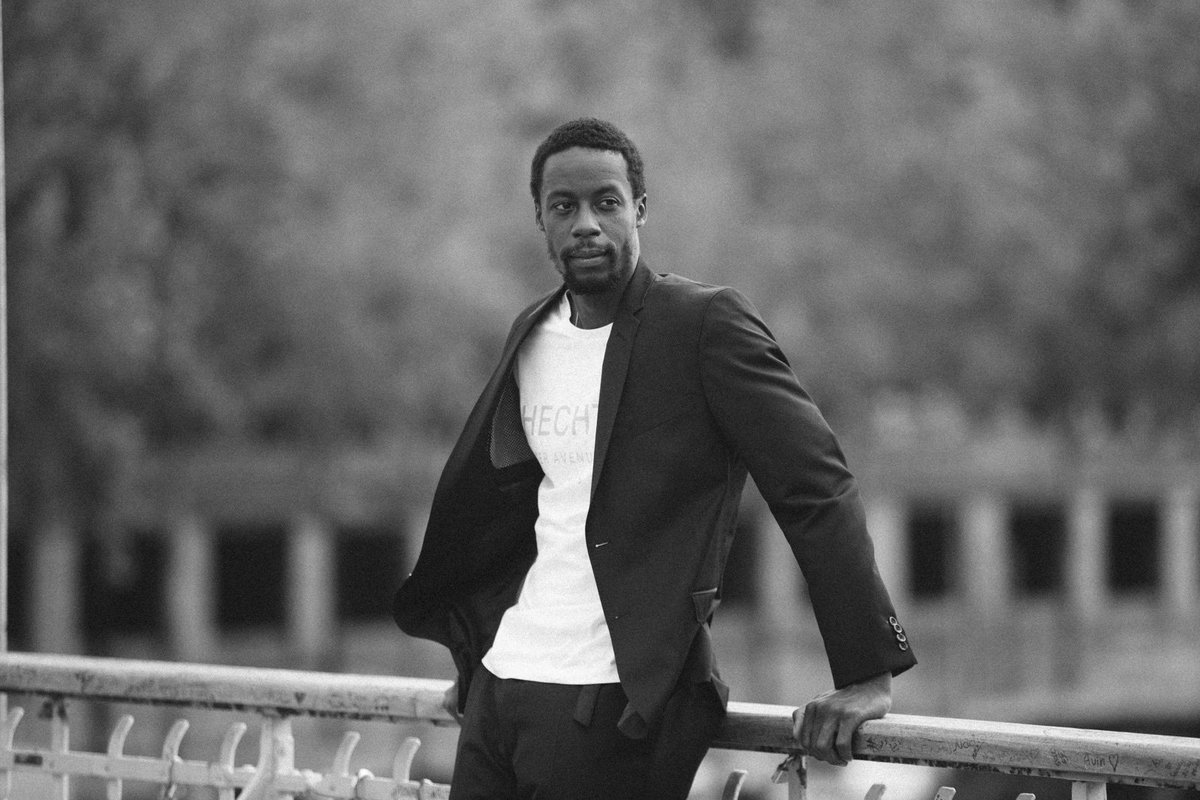 Félicitations à notre ambassadeur <a href="/Gael_Monfils/">Gael Monfils</a> pour sa victoire contre <a href="/jiri_vesely/">Jiri Vesely</a> à l'<a href="/AustralianOpen/">#AusOpen</a> ! #Morethanaplayer #lamonf15