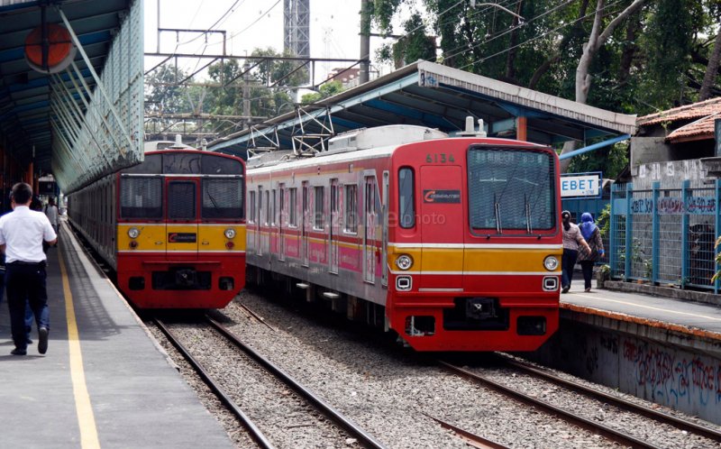 keretaapikita's tweet photo. Operasikan LRT hingga Kereta Baru, KAI Buka Lowongan https://t.co/mnBl53JiOk https://t.co/xr1sMsrczU