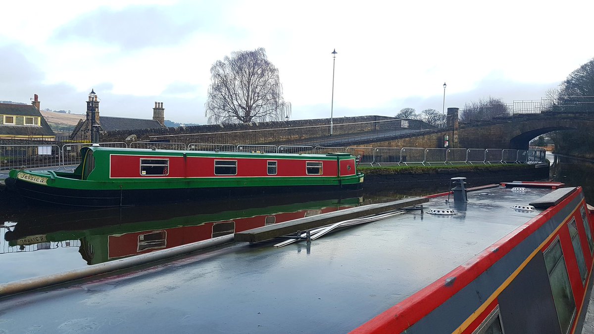 scottishcanals's tweet photo. Fantastic turn out at our first open day as we drain 5km of the historic #UnionCanal at Linlithgow for inspection of its embankments. https://t.co/OIovJZGnDn