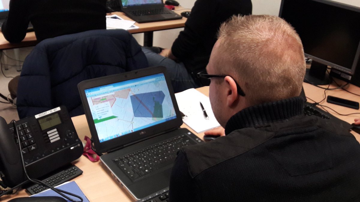 GwenaelGuillou's tweet photo. #GRDF #Retagaz - Test en cours sur l outil Retagaz avec les DR Ouest, Nord Ouest, Med, Paris, Est. https://t.co/RRLvqI6HST