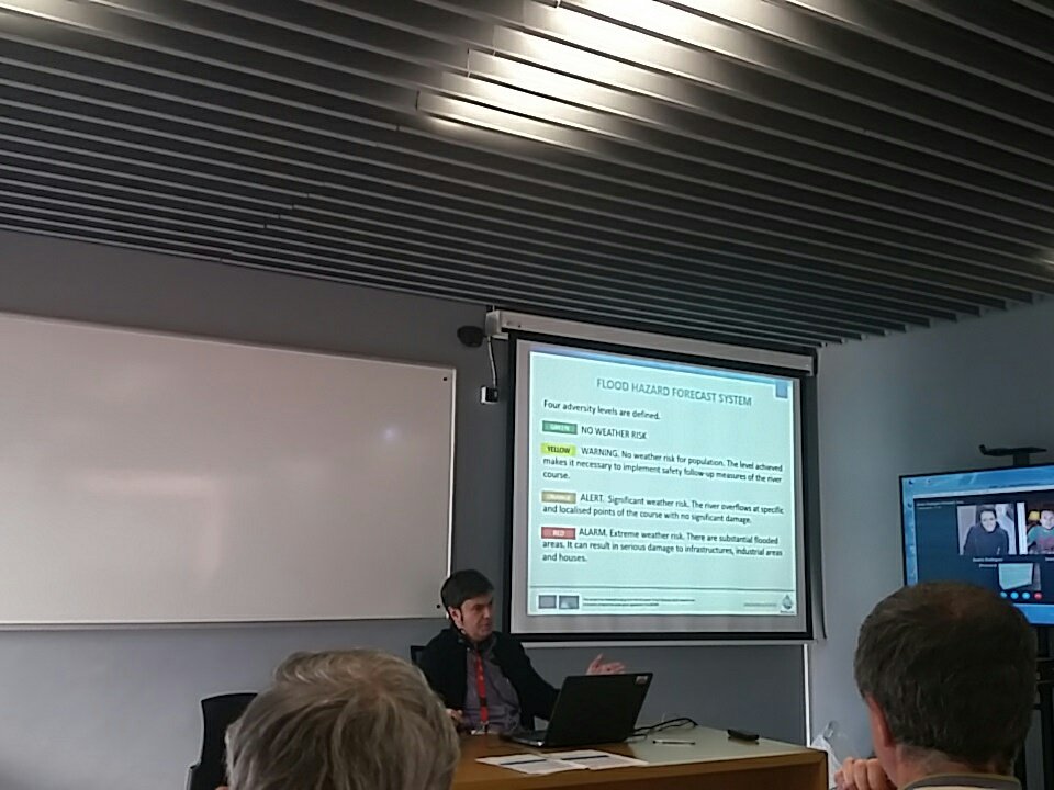 VOSTeuskadi's tweet photo. Continuamos en el workshop #Flood_Service en @bilbao_udala. Gestión de Emergencias por inundaciones. https://t.co/0VCd0oR4ah