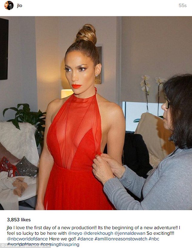 chinese dress ladies Jennifer Lopez 8 Inch x 10 Inch Photo from Slide Out of Sight Maid in  Manhattan Monster-in-Law Plunging Neckline on Red Dress kn at Amazon's  Entertainment Collectibles Store main image 0