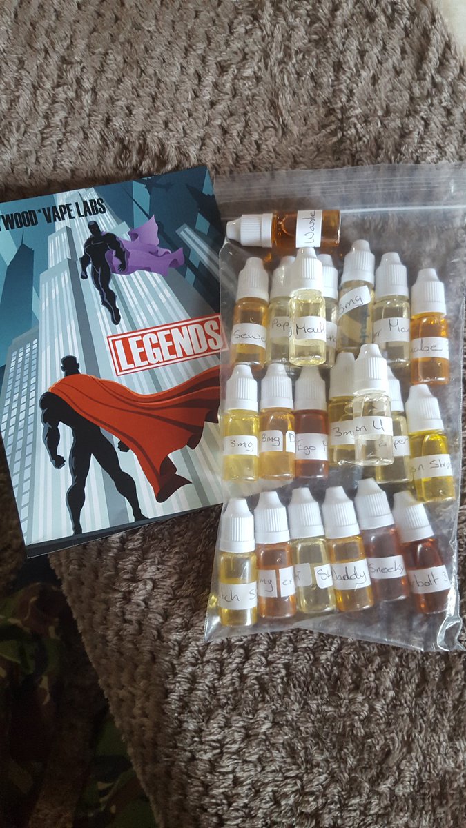 WHU_2012's tweet photo. And some fantastic #vapemail from uncle Tony @vivdvapes 
Little samples of the entire Legends range from @hollywoodvapelb https://t.co/PRr2UXoo6J