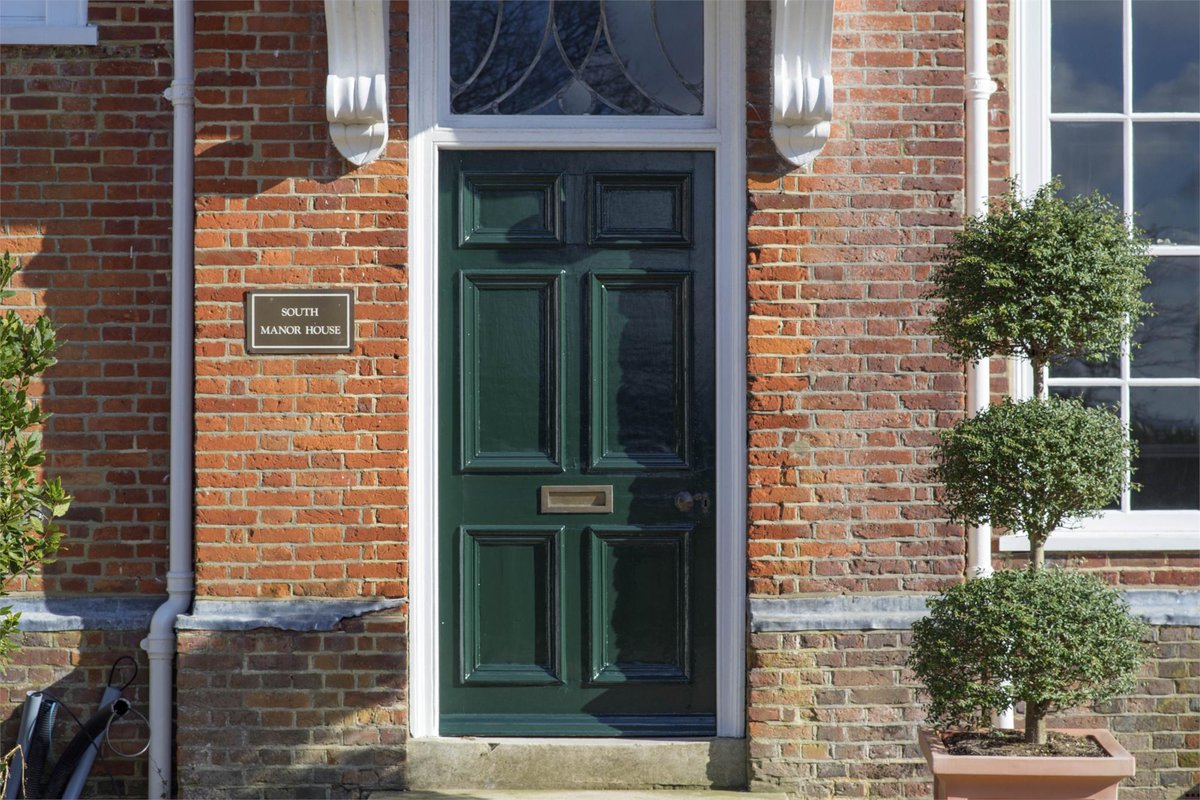 ChartersEstateA's tweet photo. #ToLetTuesday
Semi-Detached Manor House #UpperFroyle, Hampshire
£3,400pcm
https://t.co/rncItjJhaH
#propertyhants @rightmove @OnTheMarketCom https://t.co/qxm1fzzsFx