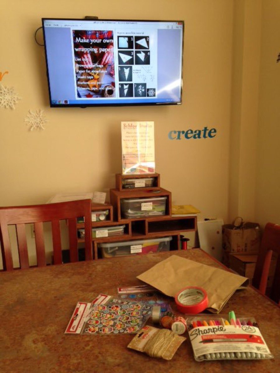 SchlowLibrary's tweet photo. Join the #LibraryMade revolution! Stop by #SchlowStudio on our 2nd floor to #ExploreDiscoverCreate w/all sorts of crafting materials! https://t.co/bCXR3LLVIG