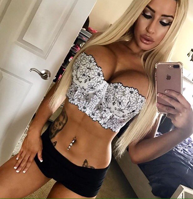 bimboslover's tweet photo. One of the best #bimbos around #yoselynAngelica #plasticperfect https://t.co/NueDbtDxBK