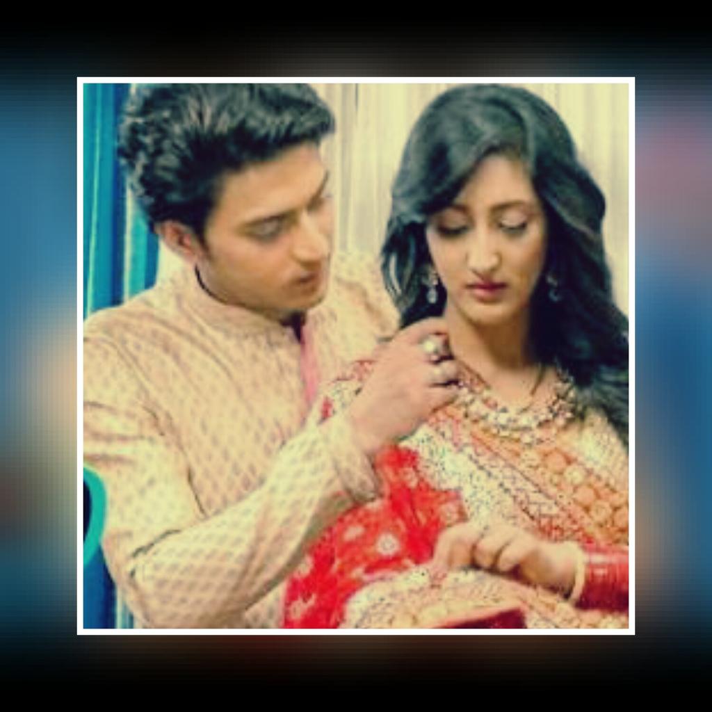 KinshukV_FC's tweet photo. Most Cutest Couple...Its geting hard to wait till todays Episode....#Archi https://t.co/dD2XcqLjVl