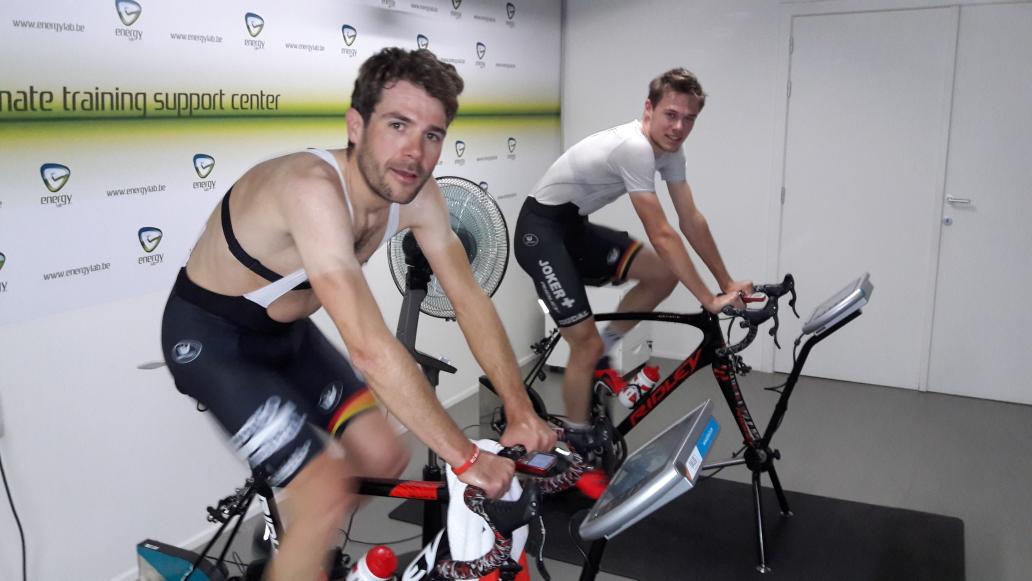 <a href="/maxmonfort/">Maxime Monfort</a> <a href="/M_VanGompel/">Mathias Van Gompel</a> hard aan het werk in <a href="/Energy_Lab/">Energy Lab</a>