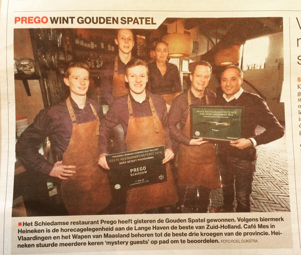 sjiekschiedam's tweet photo. @Pregoschiedam gefeliciteerd fijne collega's! Naast wijn en eten dus ook nog verstand van bier !! #brand #goedgetapt #Schiedam #heineken https://t.co/C4Rm3T4W9W