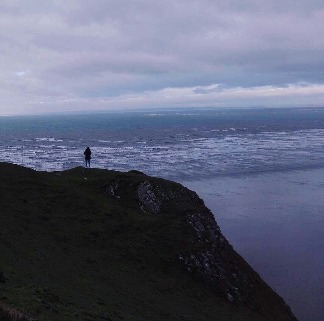 Me on end of the world 🙏🏻#travel #pictures #art #beautiful #mobilephotography #color #exposure #wales #me  #walesisthebest