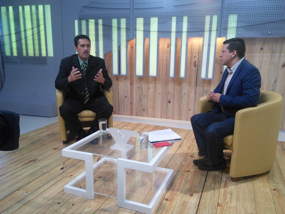 VTVcanal8's tweet photo. Ramón Lobo: En el 2017 vamos a la contraofensiva en distintas áreas, fortaleciendo la economía https://t.co/mc5gUsgAqO