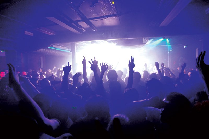 eartotheground's tweet image. .@_stevesmith spoke to @shaunwkeaveny on @BBC6Music #breakfast discussing @Sankeys_Mcr in its heydey! Listen here: bbc.in/2iCkJrb