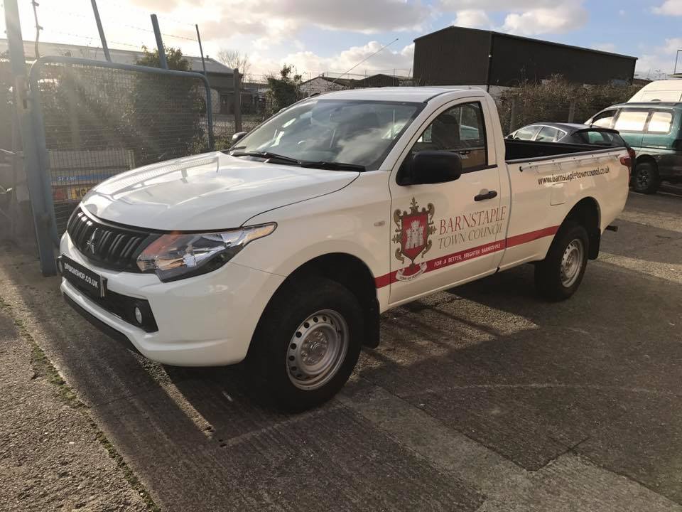 BarumTC's tweet photo. New van for Barnstaple Town Council has just been collected.. #designshop #graphics #averygraphics #barnstaple #barnstapletowncouncil https://t.co/FbBj60t0RA