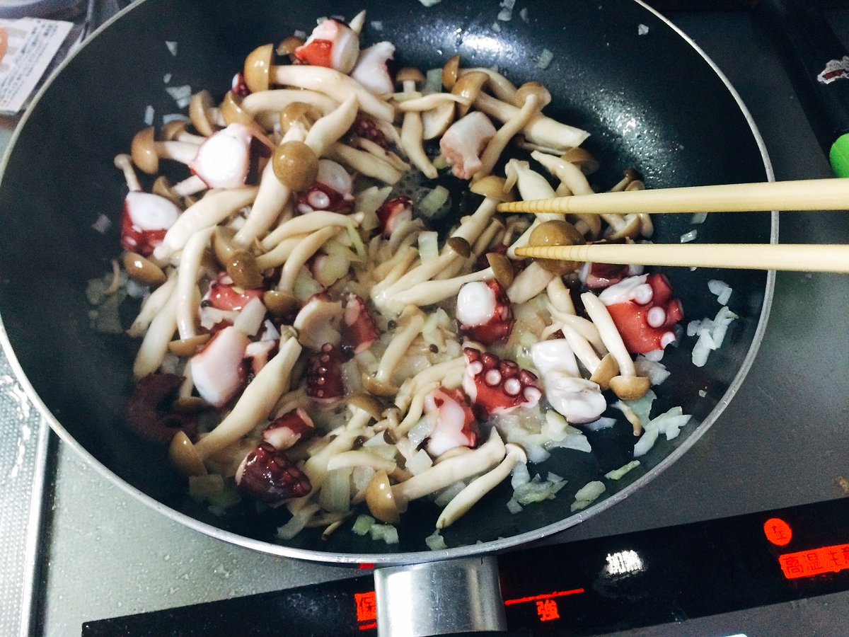 たっつん ゆるかわイラスト やせるおかず作り置き で たことしめじのトマト煮 作った そのままでもいけるし パスタソースにも使えそう ほんきで痩せるでぇ やせるおかず 作りおき 著者50代 1年で 26キロ減 リバウンドなし T Co たっつん ゆるかわイラスト やせるおかず作り置き で たことしめじのトマト煮 作った そのままでもいけるし パスタソースにも使えそう ほんきで痩せるでぇ やせるおかず 作りおき 著者50代 1年で 26キロ減 リバウンドなし T Co