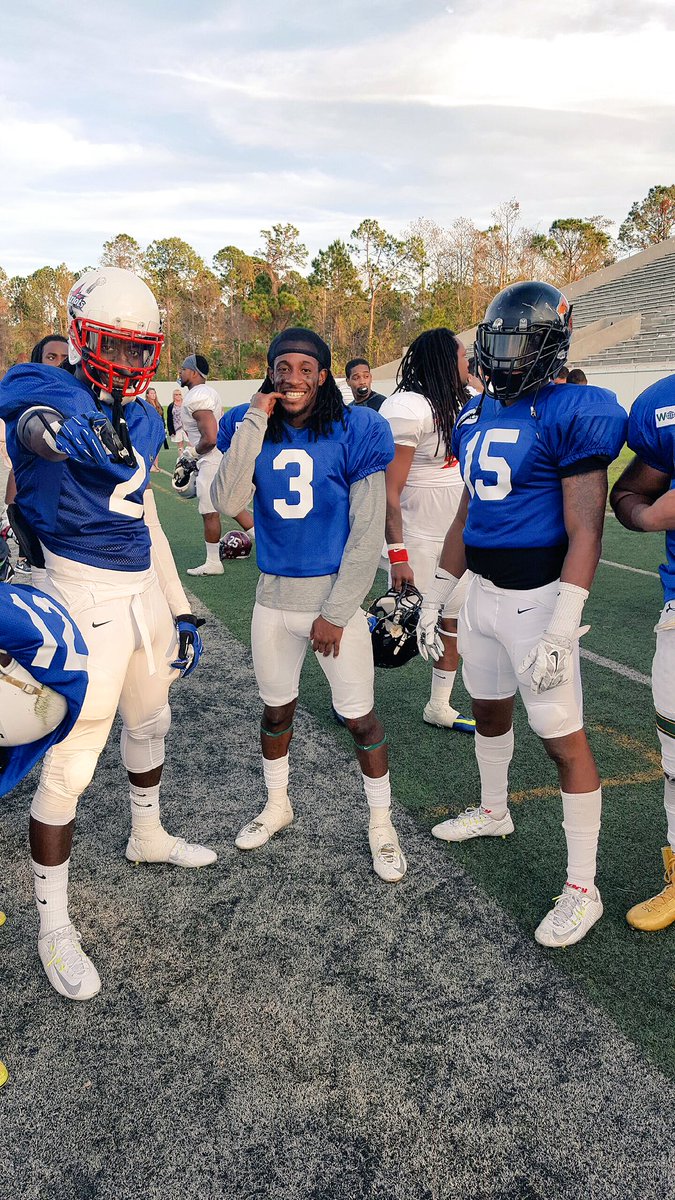 Mobbin101_'s tweet photo. Post game Shenanigans! #TeamMcCrary #2 @GLOBEBOWL @OnefaMX @IsnReporter https://t.co/QCnJm3oYuk