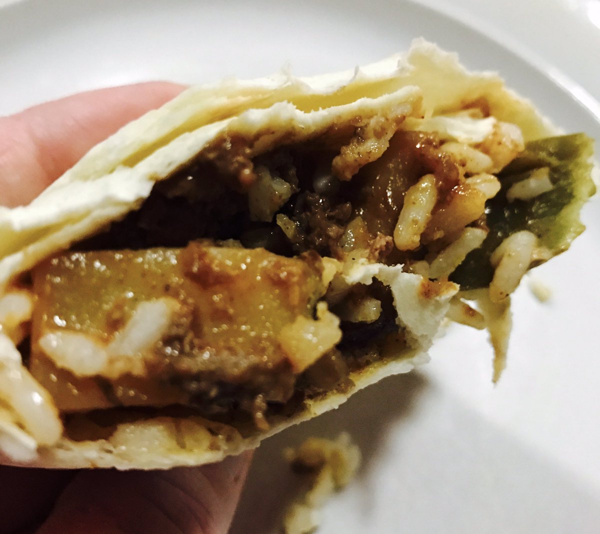 SGshellproject's tweet image. yum! How about venison/potatoe burritoes with rice and roasted jalapeños!? #mouthorgasm #twoatatime #sgshellproject