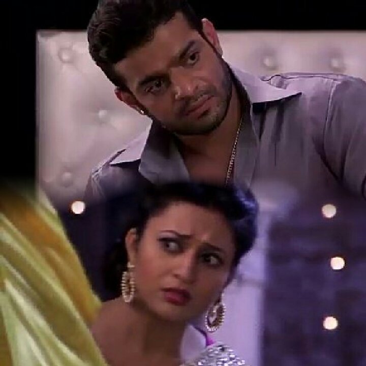 Priyadarsini_85's tweet image. #DivAn r Perfect Couple as #IshRa N Alwys luks Cute in #SameExpression N #ColourCoordination too 
@TheKaranPatel 🔥😙
@Divyanka_T 😍 r #Killers