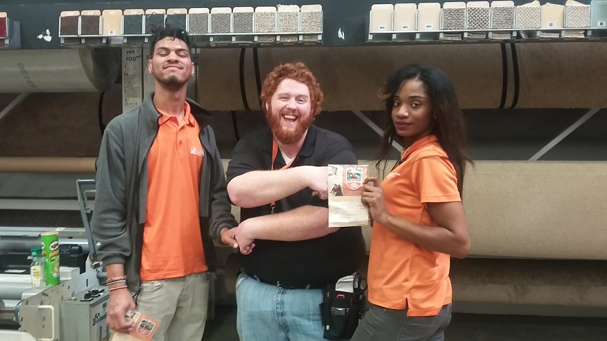 HdCaptin's tweet photo. @ScottCorry2 @robertthd congratulations Hadiya and Lit for doing an excellent job during spring resets! https://t.co/5cGjZxa7qv