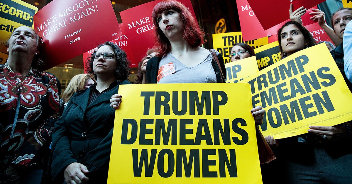 RollingStone's tweet photo. Why hundreds of thousands of people are joining the Women's March this Saturday https://t.co/yhz5XEIkhw https://t.co/oPZfoW7EVx