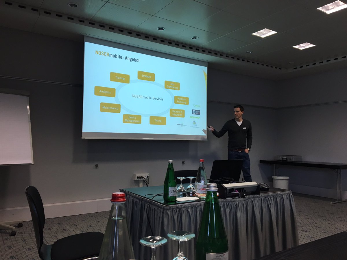 danielbruengge1's tweet image. .@mallibone shows the latest and greatest mobile solutions @Noser_Eng #noengkickoff17