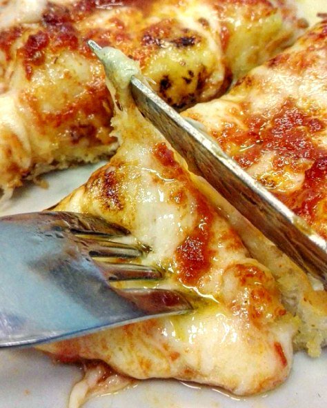 PizzasBanchero's tweet photo. ¡Te esperamos! En La Boca. En el centro ¡Y en Pilar!

Veni a probar #LaVerdaderaPizza 🍕🍕🍕

https://t.co/BjNNL9YLYM https://t.co/sTMXZenufW