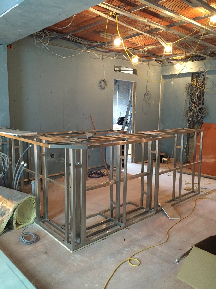 barbarellades's tweet image. Some of the 'before' photos of Twickenham Studios roof top members bar. We loved this project!  
See more about it: ow.ly/smGj3084ZzM