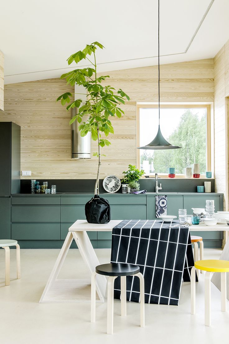 design_collage's tweet photo. Zielone kuchnie mogą być piękne! #greenkitchen #zielonakuchnia https://t.co/1YRGl24dbS https://t.co/kL2S6F37ub