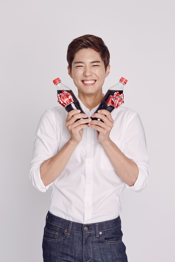 TheDramaKorea's tweet photo. Sprite atau Coca-Cola? #GalawMalamIni https://t.co/jT8olyPwit