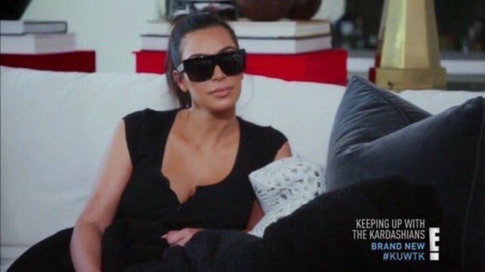 GossiPal's tweet photo. Me coming back on twitter after tweeting my full mental breakdown https://t.co/359FZio1Q3