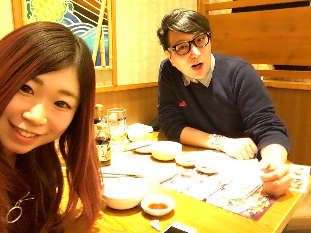 Rearend 17 みいぽんと初めてサシ飲みしてきました 年の差13歳ですが会話に詰まる事なく楽しく飲めました 次はハシゴに挑戦したいです Rearend17 サシ飲み 年の差13歳 T Co Tjwyxbgtqn Twitter