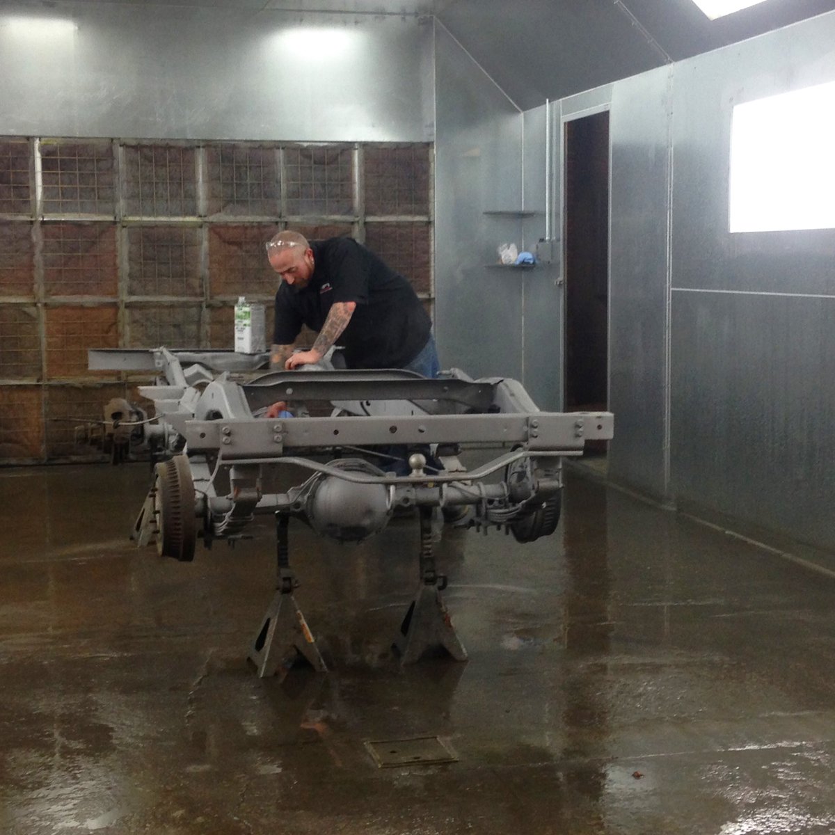 NFIEmpire's tweet image. The Golden Eagle frame is in self etching primer! #frameoffrestoration #frameoff #nfiempire #jeep #cj7