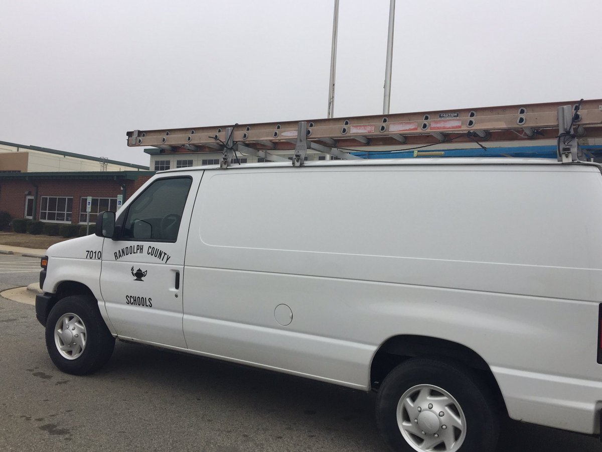 kimcjohnson's tweet photo. Thank you for ALL you do everyday ! #rcssmaintenance https://t.co/g9QNRTBOPp
