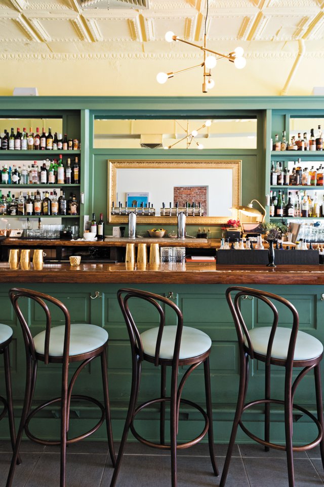 I wrote a lil #RVAdine piece on the design of @shagbarkrva <a href="/lauraleesrva/">Laura Lee's</a> + @belleandjames [via <a href="/RHomeMagazine/">R･Home magazine</a>] #RVA bit.ly/2jFEMGF