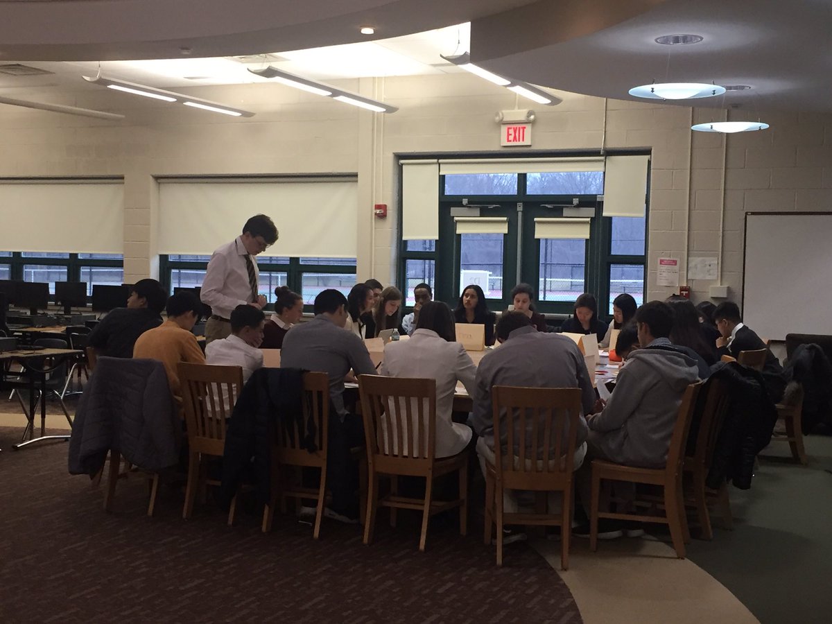 melissacavins's tweet photo. Student-led and student-planned #ModelUNConference this morning at CHS! @MannyMorelli #GlobalCitizens https://t.co/xeoqhNab2P